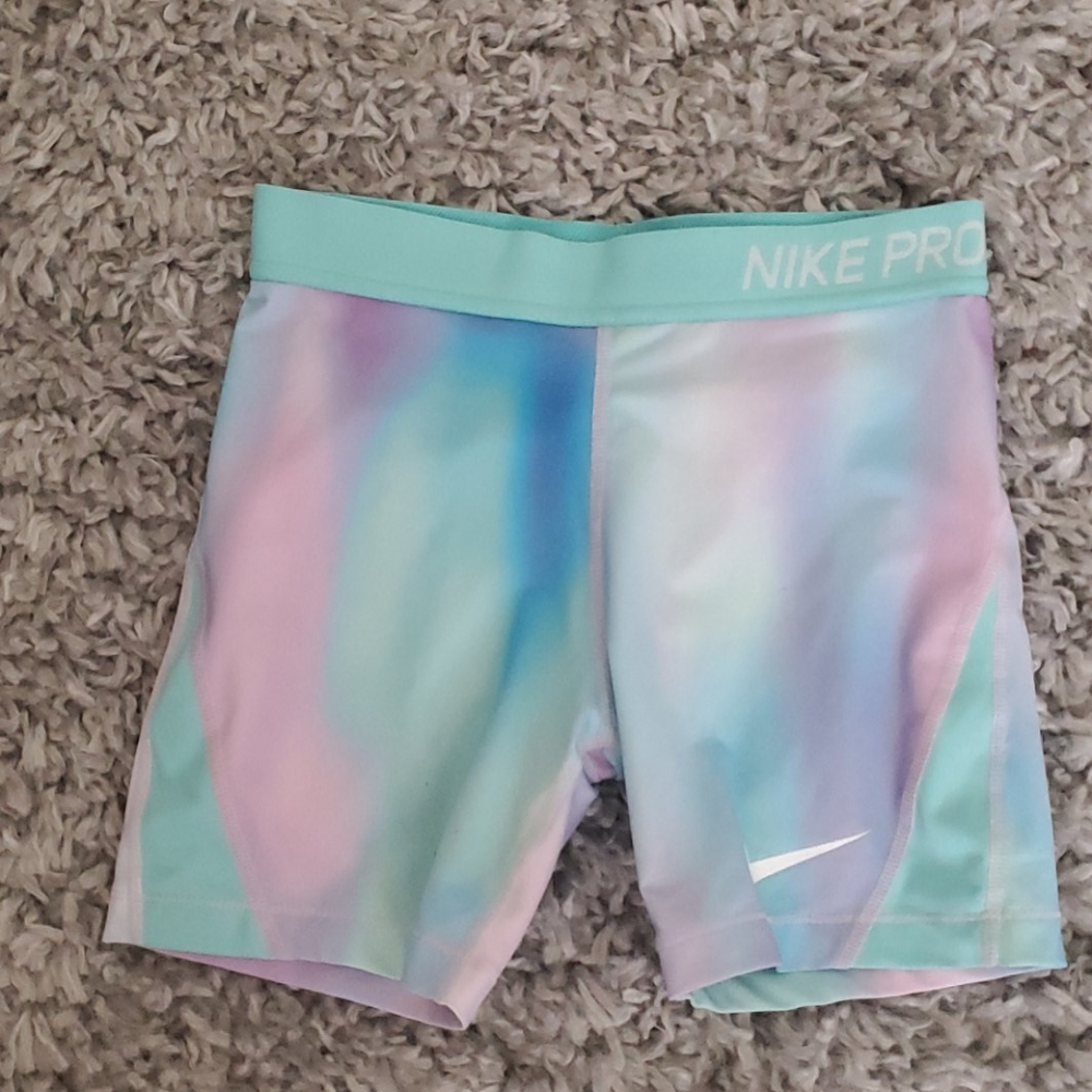Girls Nike Pro Shorts